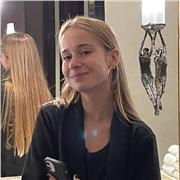 Étudiante - Aide aux devoirs / Cours particuliers pour des élèves de primaire et collège